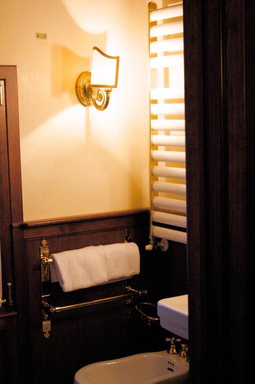 Hotel Lux Venetië Buitenkant foto